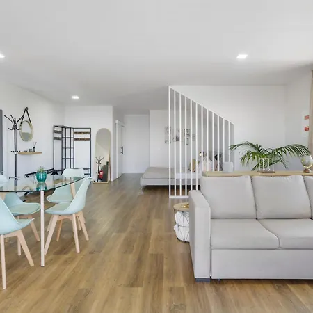 Modern Sea View With Private
